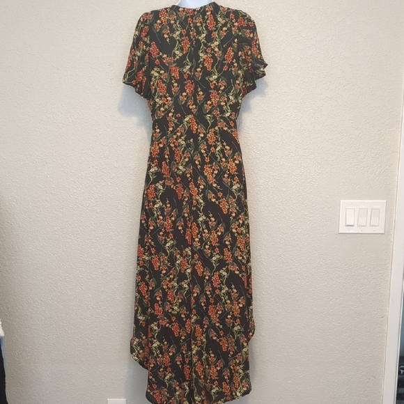 Chelsea & Violet black multicolor floral flutter sleeve cut out maxi jumpsuit - Picture 2 of 10